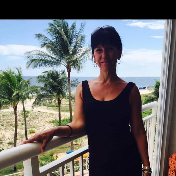 Meet your Posher, Manon - Picture 1 of 1